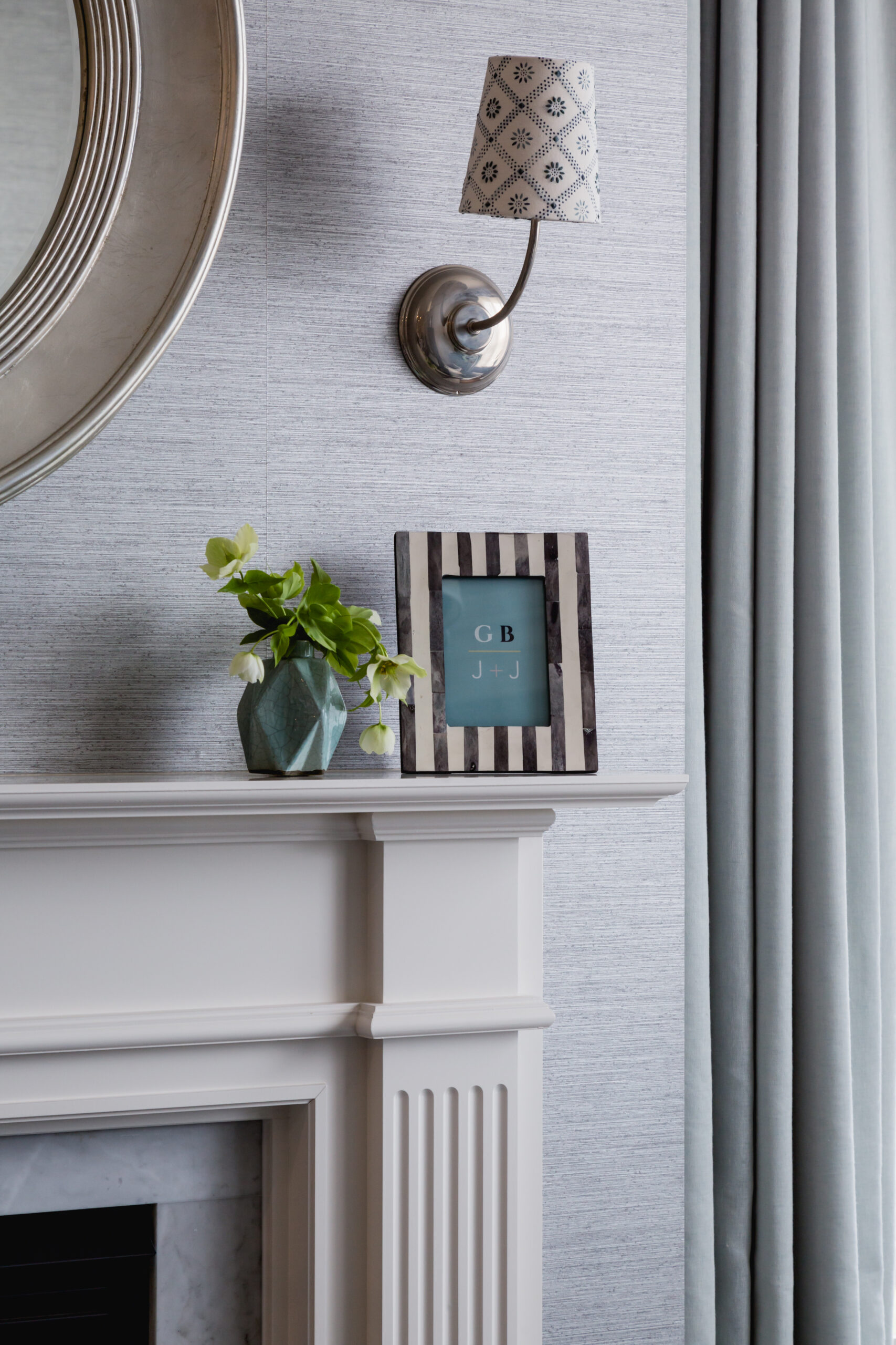 Bone Inlay Grey Stripe Photo Frame