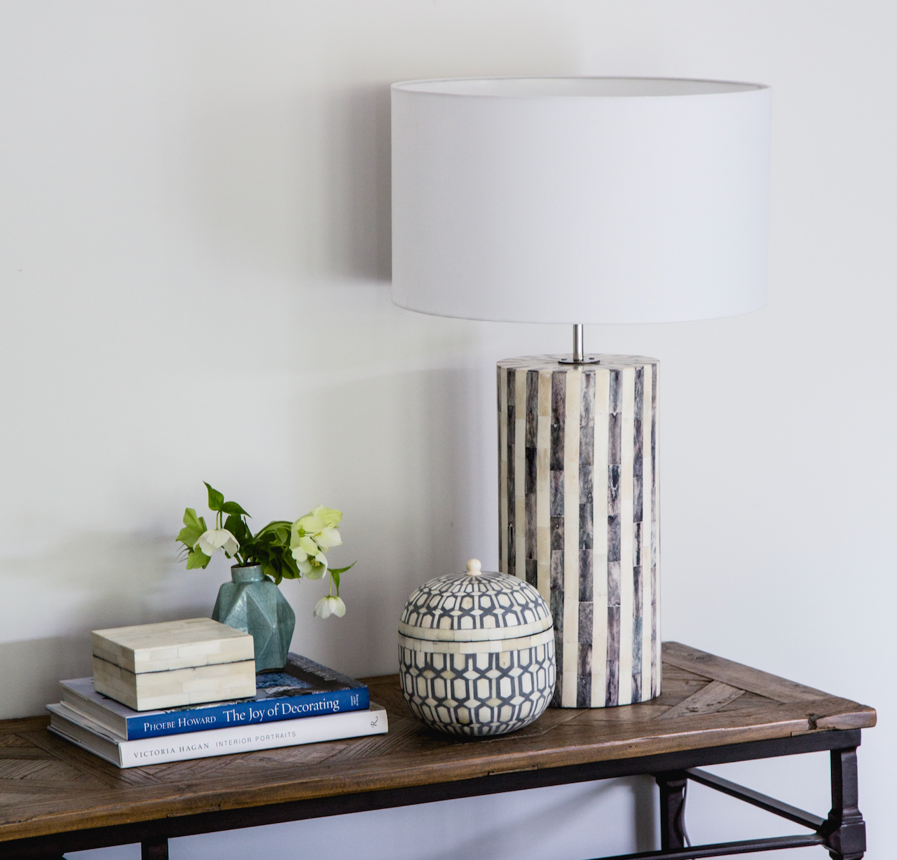 Bone inlay grey stripe lamp