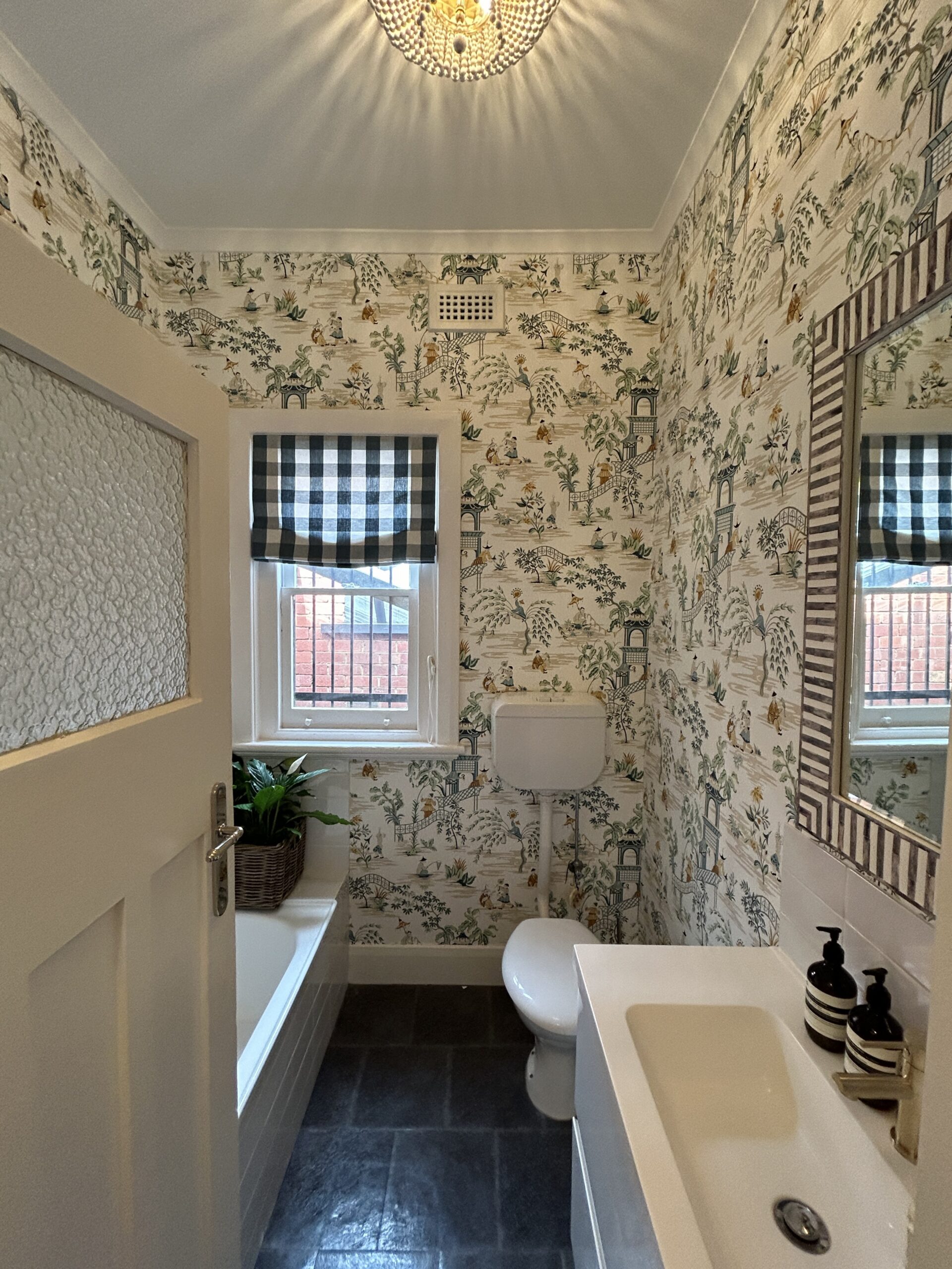 My new showroom bathroom reveal